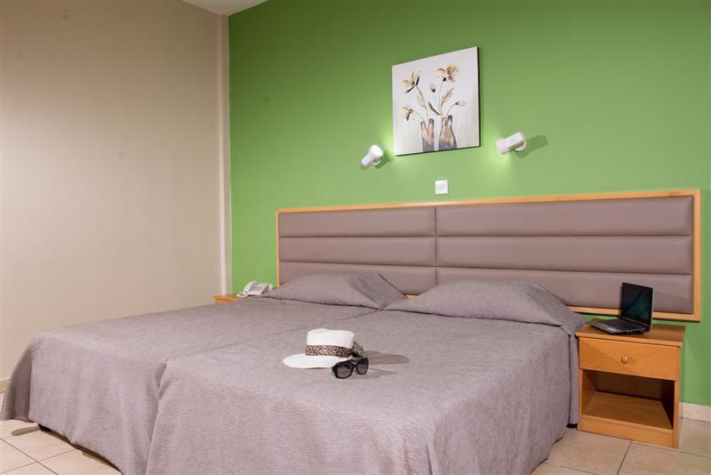 New Famagusta Hotel & Suites أيا نابا المظهر الخارجي الصورة