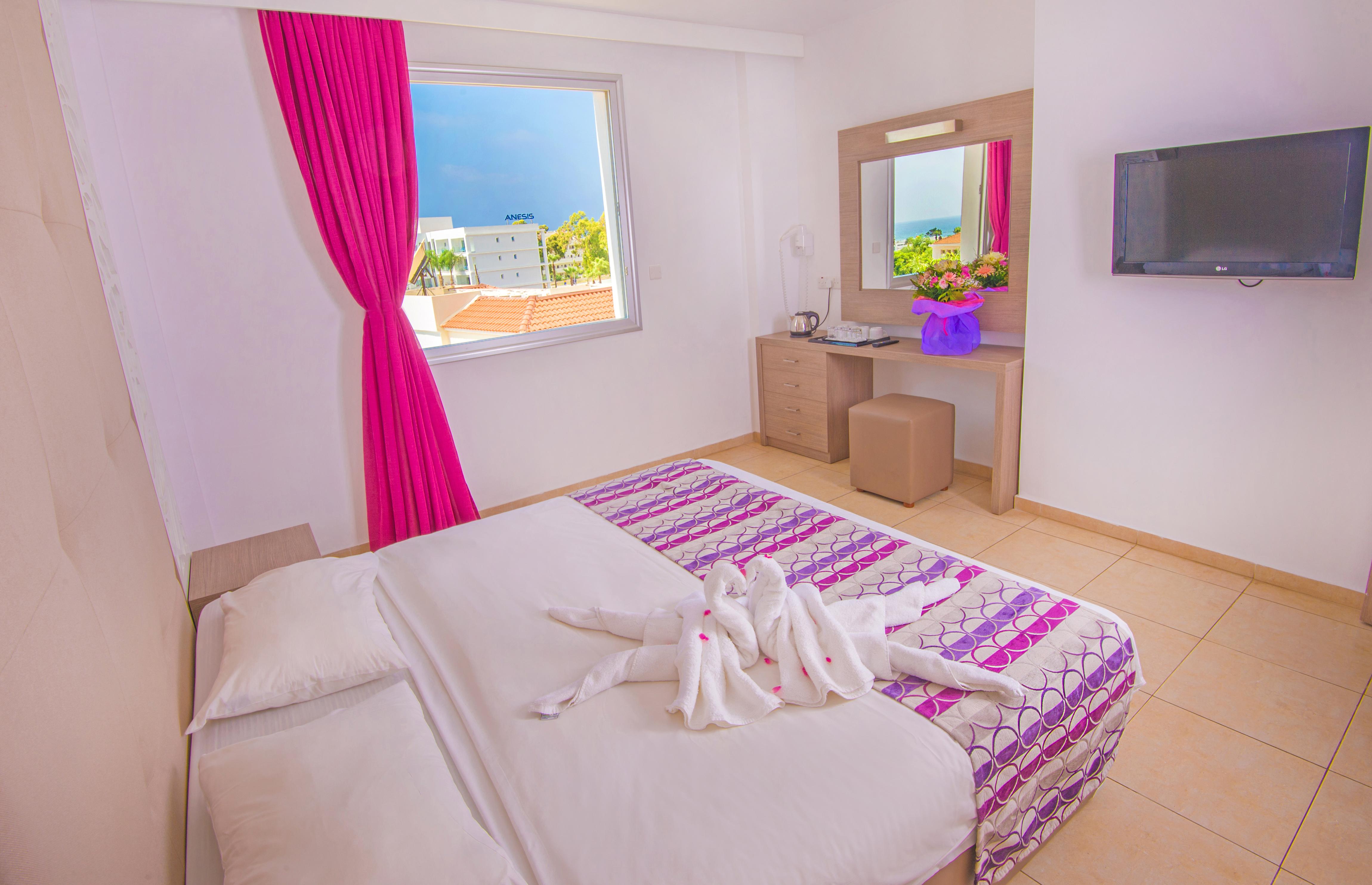 New Famagusta Hotel & Suites أيا نابا المظهر الخارجي الصورة